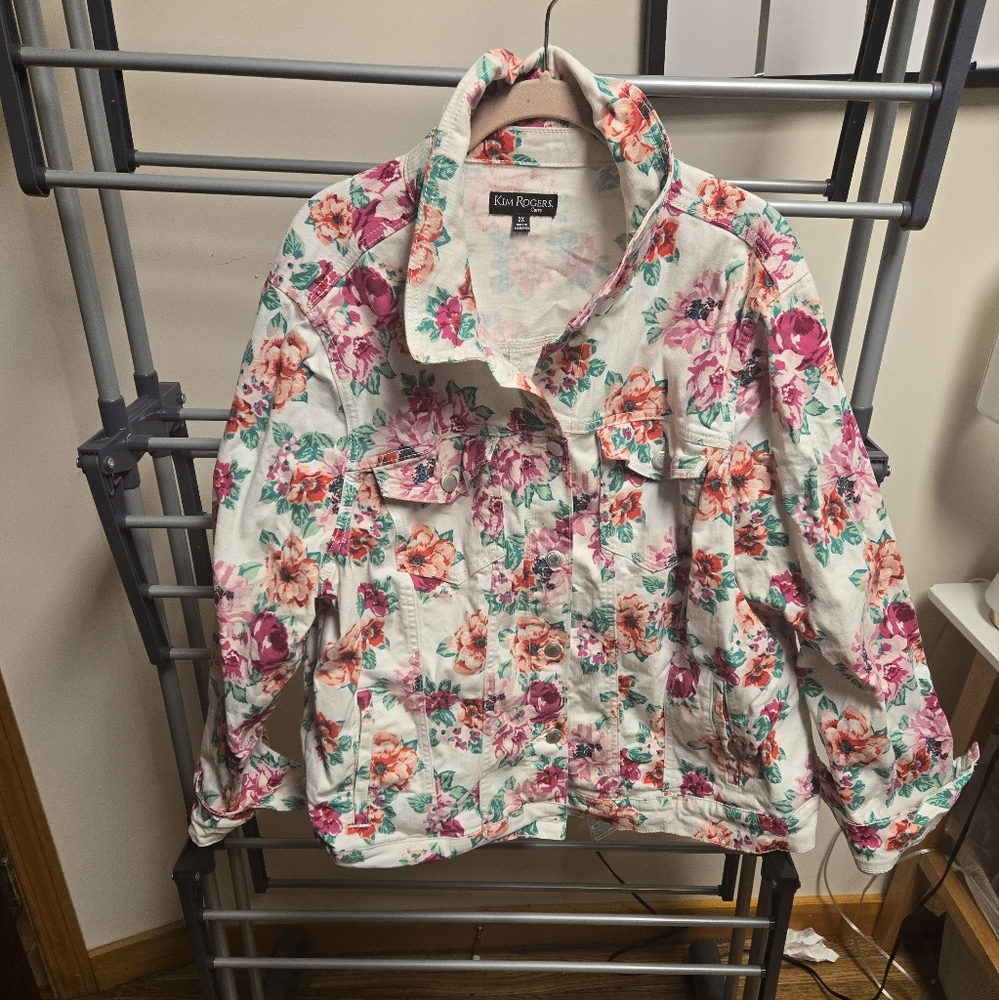 EUC Floral Denim Jacket - 2X - Picture 3 of 13